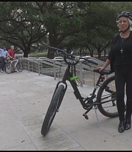 Bike advocates are pushing the city to make Houston’s streets safer after two cyclists died the week of the Super Bowl.