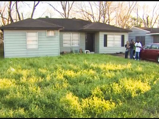 Home in sunnyside neighborhood/credit KHOU 11