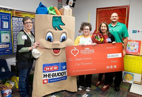 Angela Duncan from Huntington Elementary in Huntington ISD is a finalist for the 2017 H-E-B Excellence in Education Awards. (Photo by Laura Skelding)