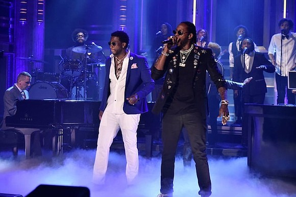 With help from Mike Dean & Fonzworth Bentley, watch 2 Chainz & Gucci Mane perform their collab "Good Drank" on …