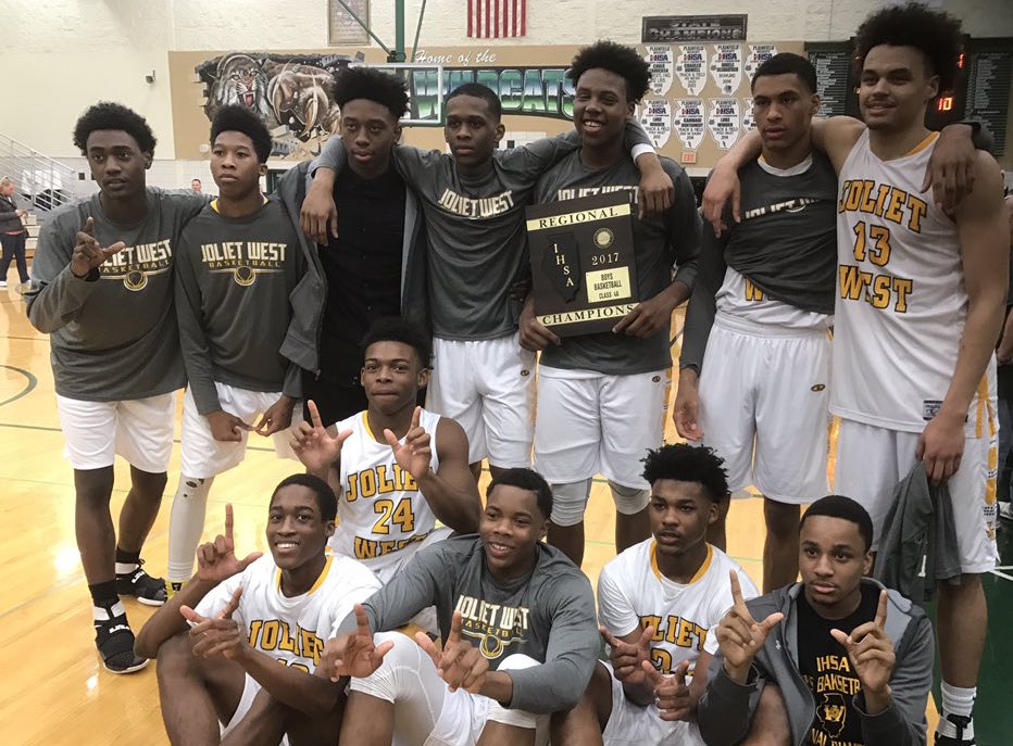 H S Boy S Basketball Joliet West Joliet Central And Bolingbrook Advance To Sectionals The Times Weekly Community Newspaper In Chicagoland Metropolitan Area