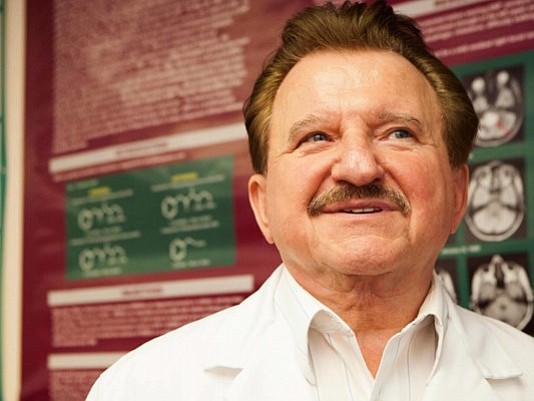 Dr. Stanislaw Burzynski