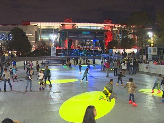 Roller skating rinks are making a comeback! You can now roller skate at Discovery Green under the stars.
(Photo: KHOU)
