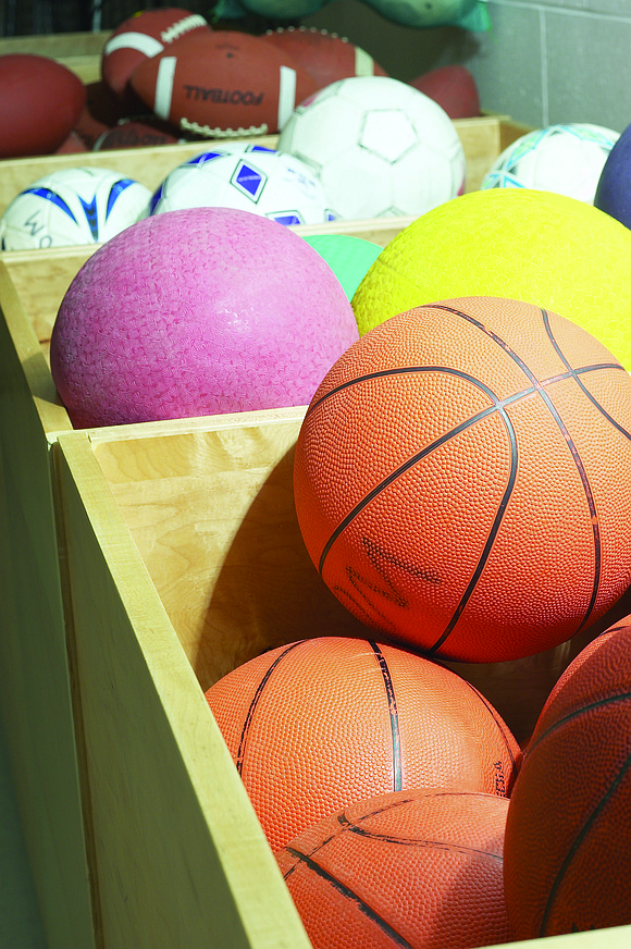 Annapolis Mayor Michael Pantelides is proud to showcase a local family and their plan to supply children the sporting equipment ... Annapolis Mayor Michael Pantelides is proud to showcase a local family and their plan to supply children the sporting equipment ...