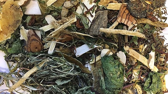 A woman died after consuming poisonous herbal tea purchased in San Francisco's Chinatown, public health officials there announced Monday. They're …