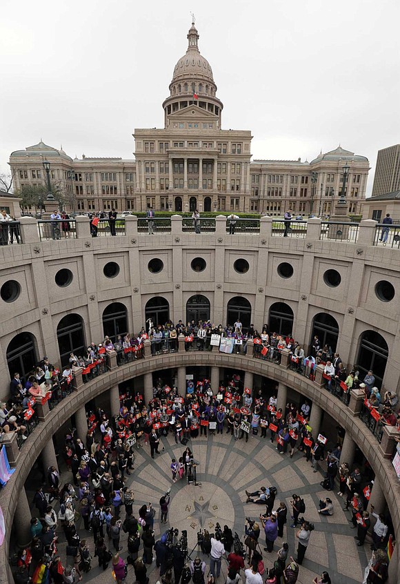A Texas Senate committee kicked off its first round of hearings Tuesday on a controversial measure that would give public …