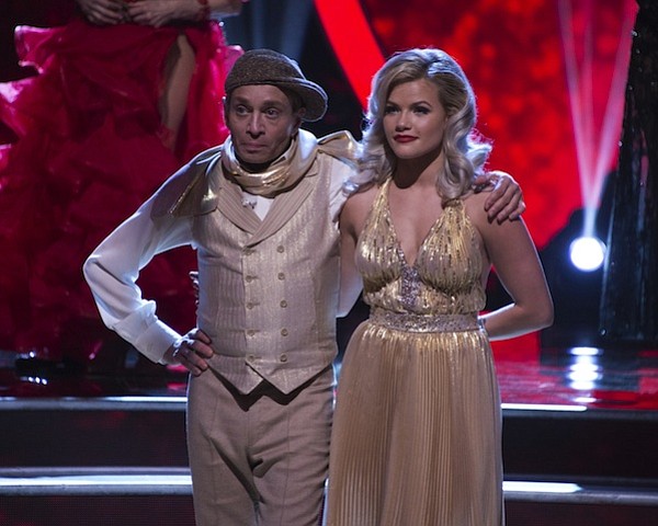 The first celeb booted from "Dancing With the Stars" was criticized for being "so stiff." Unfortunately Chris Kattan can't help that because of a crippling injury in his past.