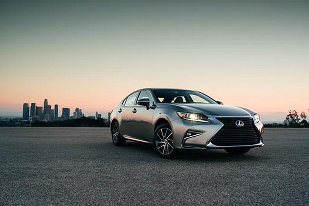2017 Lexus ES 350