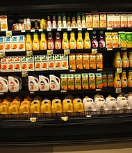 A study suggests that fruit juice is linked to some -- but not significant -- weight gain in early childhood