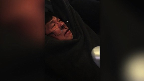 A man's refusal to give up his seat on an overbooked United Airlines flight led to a disturbing scene Sunday …