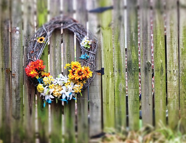 A wreath of spring flowers in the East End