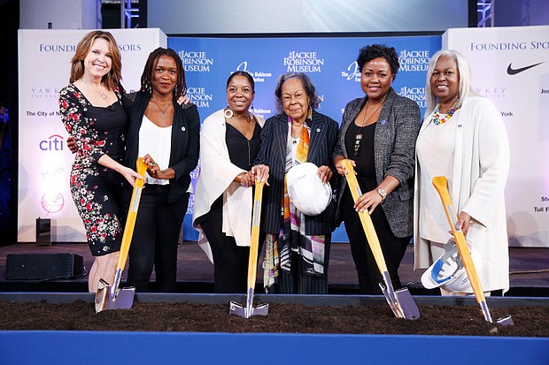 (L-R) Hannah Storm, Ayo Robinson, Sonya Pankey, Founder of the Jackie Robinson Foundation Rachel Robinson, Meta Robinson, and Vice-Chair of the Jackie Robinson Foundation Sharon Robinson attend the Jackie Robinson Museum Groundbreaking at the Jackie Robinson Foundation on April 27, 2017 in New York City. (Photo by Thos Robinson/Getty Images for Jackie Robinson Foundation)