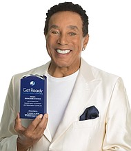 Smokey Robinson uses for his youthful glow Skinphonic