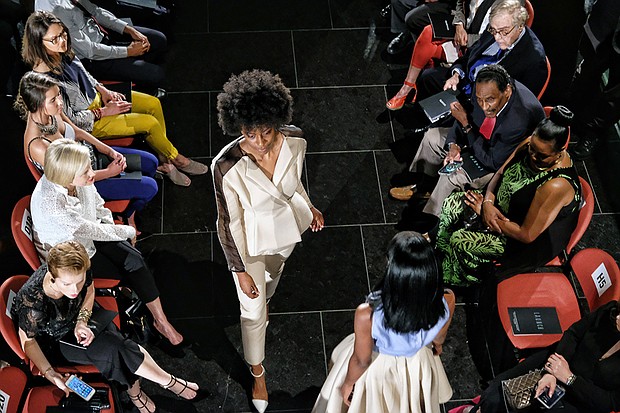 The show, held at the Virginia Museum of Fine Arts, drew a crowd that was awed by the fashion segments featuring knitwear, dresses, menswear and denim, among others.