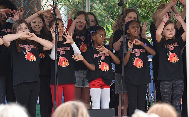 Strawberry Street Festival //
Youngsters from Richmond’s William Fox Elementary School perform during the 38th Annual Strawberry Street Festival last Saturday. The event featured games, rides, raffles, auctions and, of course, strawberries. Proceeds from the festival benefit the school.