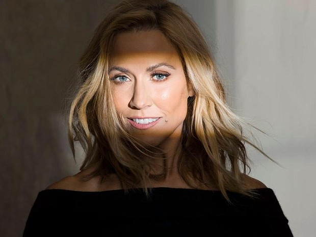 Sheryl Crow
(Photo credit: Marc Seliger)