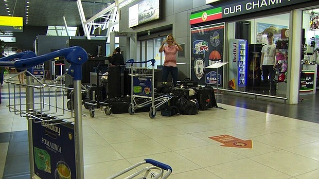 	CNN's Amanda Davies traveled from Kazan to Saint Petersburg during the Confederations Cup warm up-competition to find out how visiting fans can negotiate the journeys between host cities.