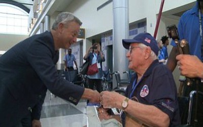 Today, 27 World War II veterans made the trip from Los Angeles to New Orleans, as part of the Gary ... Today, 27 World War II veterans made the trip from Los Angeles to New Orleans, as part of the Gary ...
