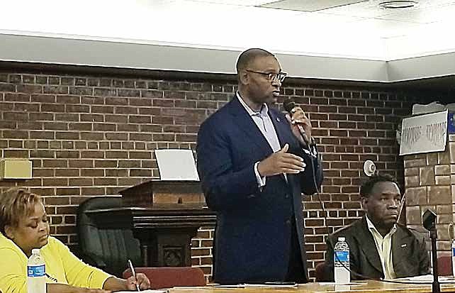 Cook County Commissioner Richard R. Boykin, Chicago Police Commander Kenneth Johnson (7th District) and other local leaders held a State of Emergency Tour on July 25, 2017 at Antioch Baptist Church to address gun violence in Chicago. Photo Credit: Christopher Shuttlesworth