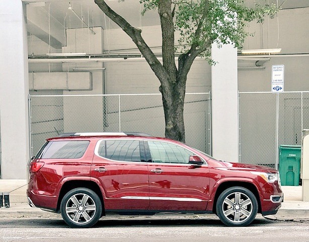 2017 GMC Acadia Denali