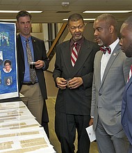 (l-r) TSU Regent Erik Salwen, Regent Gary Bledsoe, TSU President Austin Lane, and Student Regent Justin Lee view the archives
All photos courtesy of Earlie Hudnall, TSU photographer.