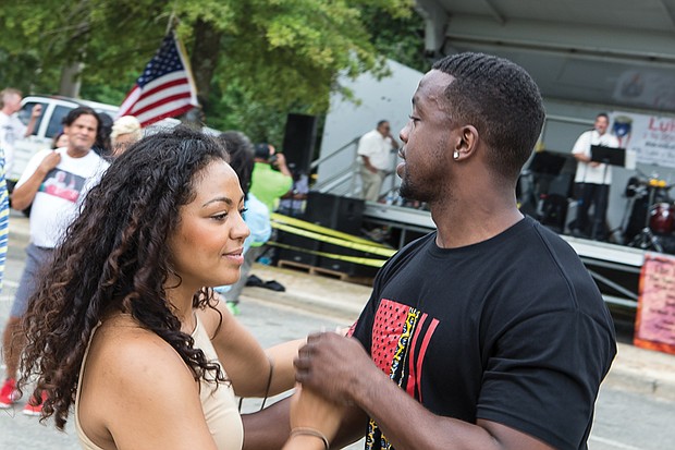 Dariana De La Rosa, left, and her dance partner Enrique Blanco