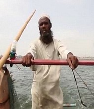 Rohingya flee to Pakistan to escape 'genocide' 