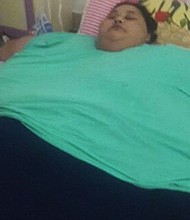 Eman Abdul Atti, once believed to be the "world's heaviest woman," died on Monday, September 25, 2017 due to complications from heart disease and kidney dysfunction, according to a statement from Burjeel Hospital in Abu Dhabi, the United Arab Emirates.