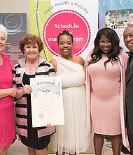 Mayor Sylvester Turner also declared June 5th as The Rose Day in Houston
L to R: Chris Noble, Dorothy Gibbons, Ashley Turner, Kim Roxie, Mayor Sylvester Turner