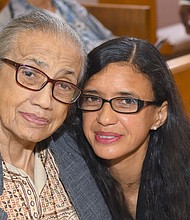 Marie Mosede Sonnier Heileman with her daughter, Vicky Pink