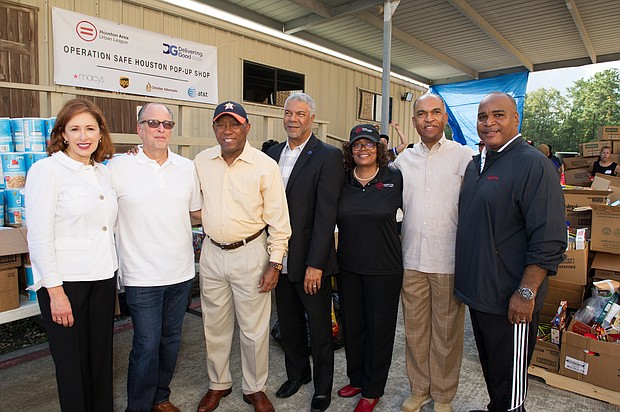 Lisa Gurwitch, Allan Ellenger, Mayor Turner, Judson Robinson, Cynthia Stanciell, Eric Goodie, Patsor Irvin Clark Operation Safe Houston Pop Up Shop_ Damian Auguste, Twice Media Productions