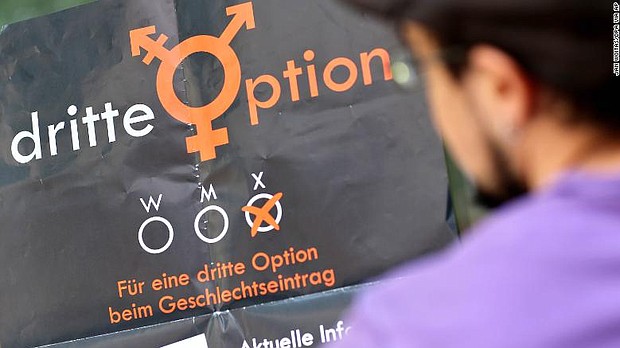 Activists from "Dritte Option" ("Third Option") have been lobbying since 2014 for a third gender to be officially recognized in Germany.
