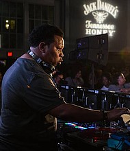 Legendary hip-hop producer and DJ, Mannie Fresh, shows off  his skills on the one’s and two’s in front of a packed house at the Art, Beats and Lyrics event in Houston.  Presented by Jack Daniel’s Tennessee Honey, Art Beats and Lyrics showcases some of today’s best upcoming artists, along with seasoned veterans in art and music under one roof. For information on Art, Beats and Lyrics please visit www.JackHoneyABL.com. (Photo by Kat Goduco/AB+L)