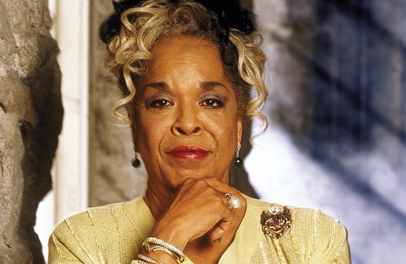 Actress and singer Della Reese, best known for her role as Tess, the wise angel in the long-running television drama ...