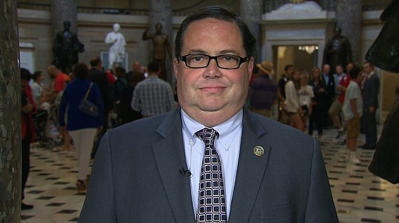 GOP Rep. Blake Farenthold settled a sexual harassment complaint brought by an aide with taxpayer money in 2014, according a …