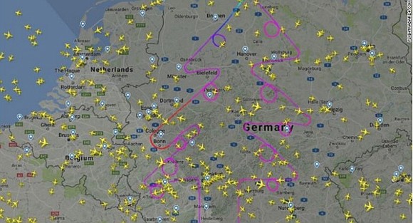 An Airbus plane out of Hamburg, Germany, took a particularly festive flight on Wednesday, mapping out an intricate Christmas tree …