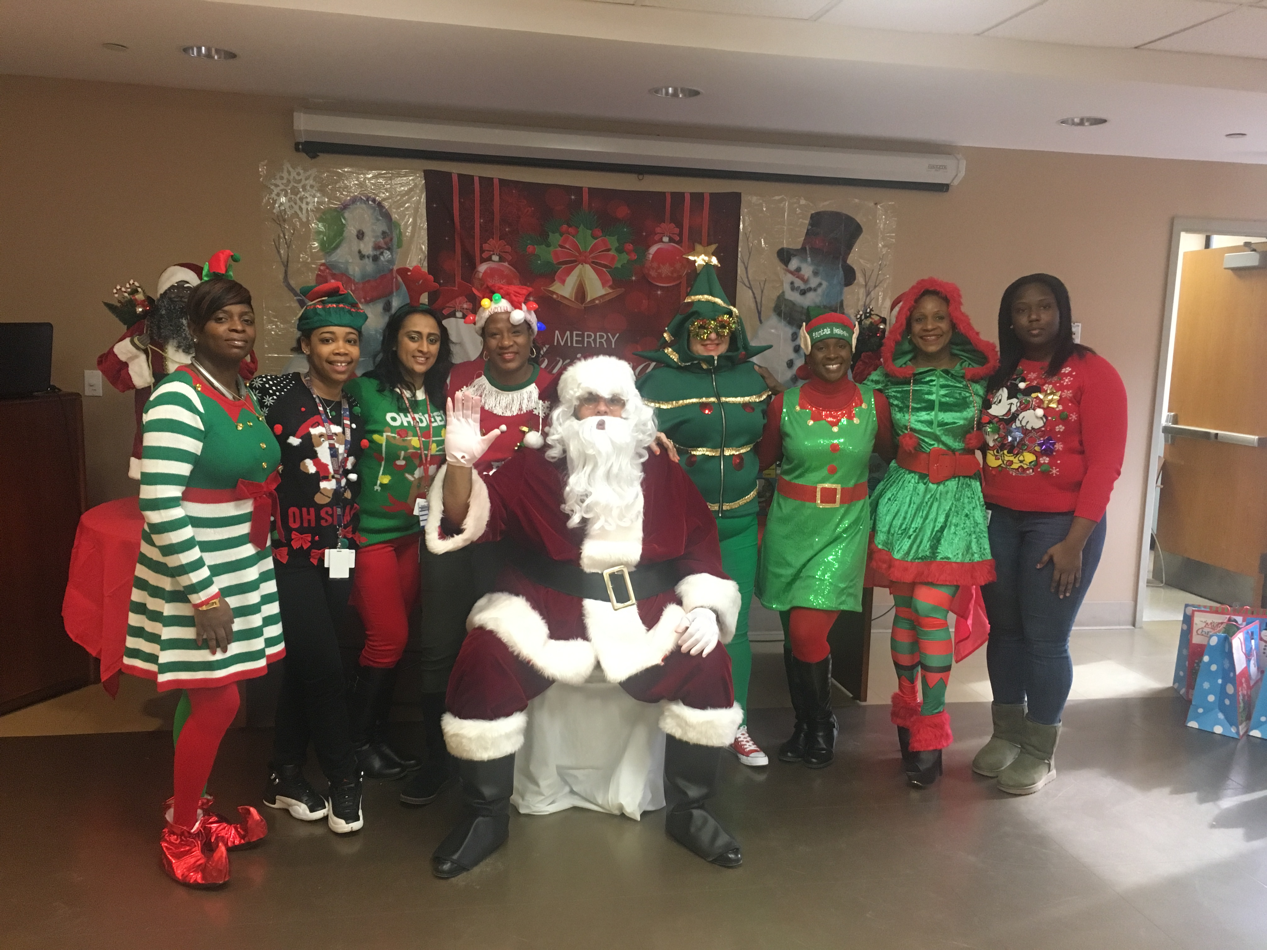 Interfaith Medical Center brings holiday cheer to patients, staff
