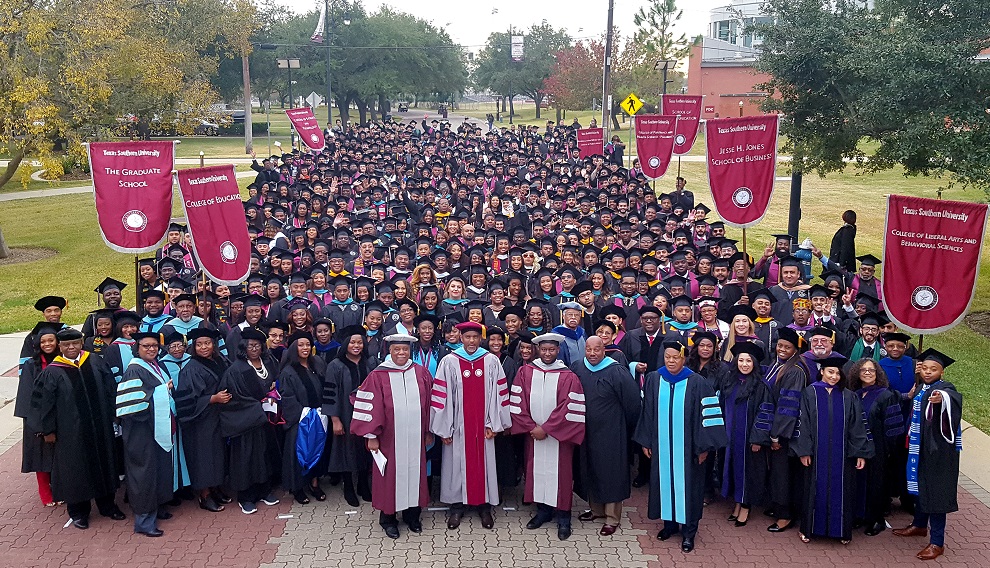 Texas Southern University Changes Commencement Ceremony Houston Style