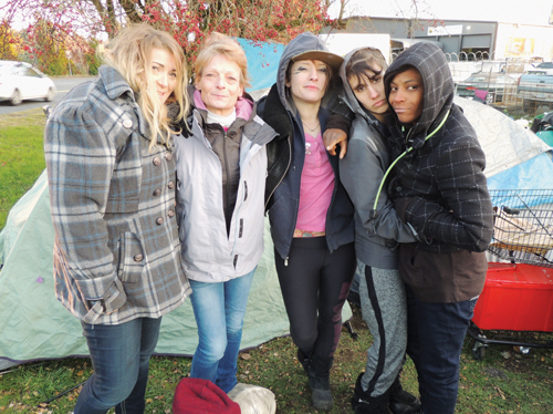HomelessCamp-57_w.jpg