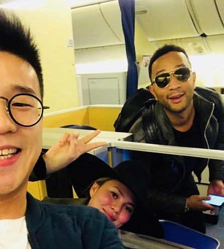 Raffy, passenger on flight
@Raffywu
My first tweet can’t be more epic than this: just survived an 8-hour LAX-LAX flight with @chrissyteigen and @johnlegend on #ANA #NH175
9:57 PM - Dec 26, 2017