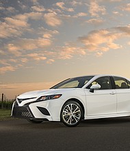 2018 Toyota Camry SE