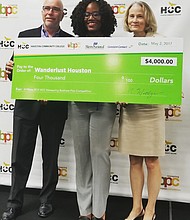  entrepreneur Deidre Mathis won 3rd place and $4,000 during the Houston Community College Business Plan Competition