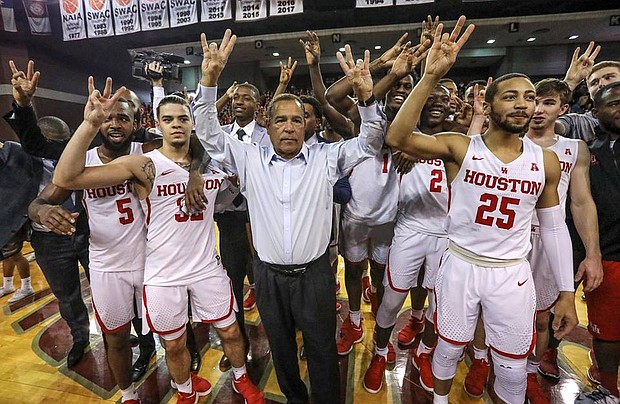 UH's Men Basketball