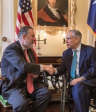 Ambassador Schuwer and Governor Abbott (PHOTO: Office Of The Governor 3/13/18)
