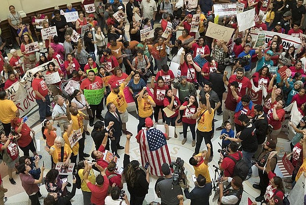 Capitol protests/Texas Tribune