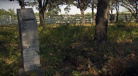 Nearly 200 former slaves and others buried at Shelton’s Bear Creek Cemetery in Irving, Texas don’t have a tombstone.
