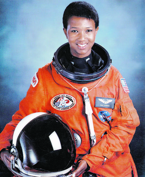 first-black-female-astronaut-one-of-many-who-inspire-chicago-youth