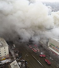Russia shopping center fire