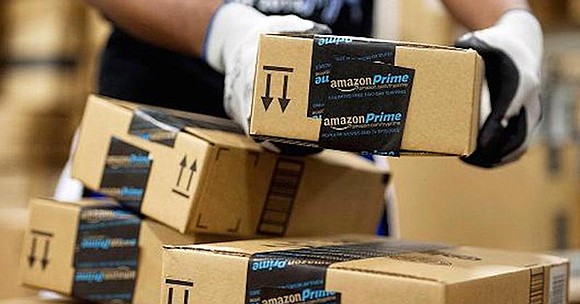 Retailers are battling hard over toys, flat-screen TVs and new tech gadgets this holiday season, and Amazon appears to be …