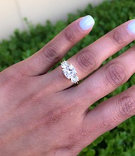 Love the Meghan Markle ring? Try on a similar one featured in the Robbins Brothers Signature Collection (sku 0428838).